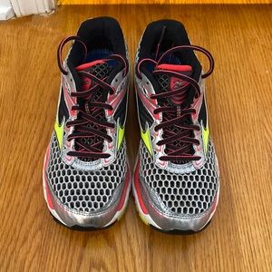 Mizuno wave creation 17 8.5